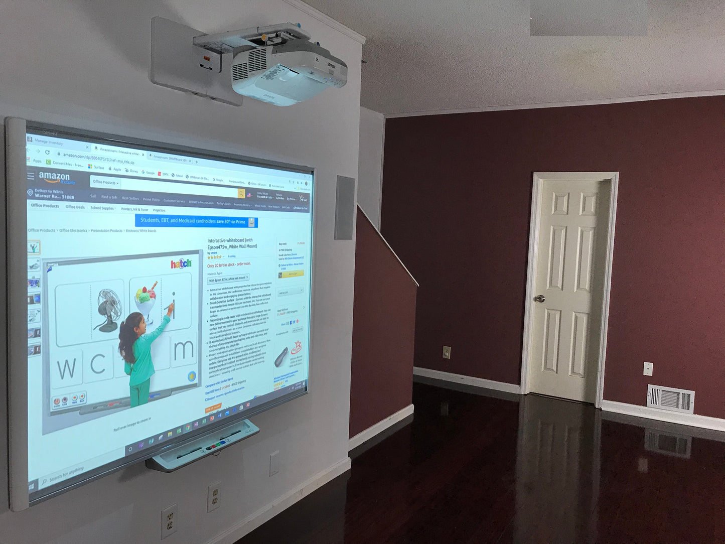 Smart Board, interactive whiteboard in use.